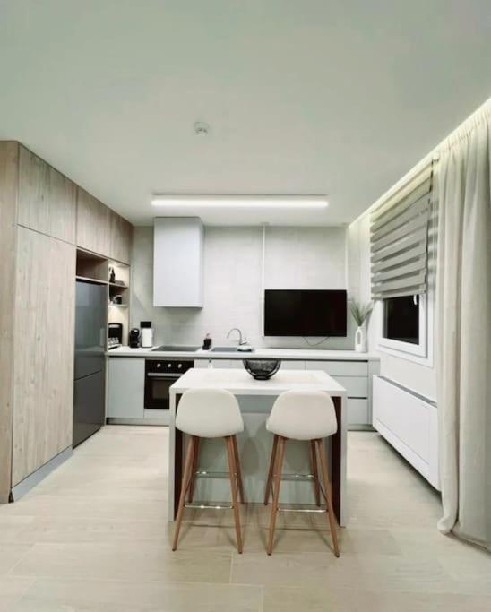 8 Blocks Apartments 2B Александроуполис Экстерьер фото